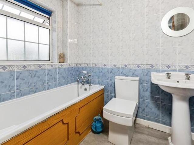 Farm for sale in Earley