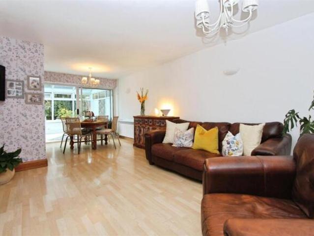 Farm for sale in Broadsands
