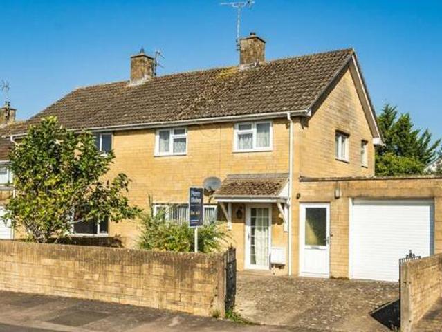 House for sale in The Beeches, Cotswold