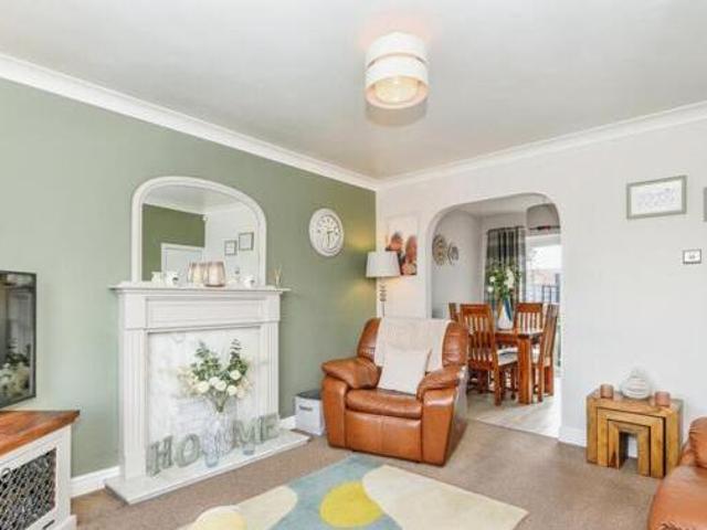 House for sale in Cleckheaton, West Yorkshire