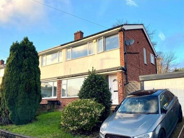 House for sale in Cleckheaton, West Yorkshire