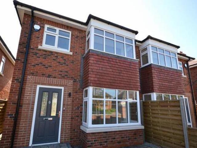 House for sale in Cleethorpes, Greater Lincolnshire
