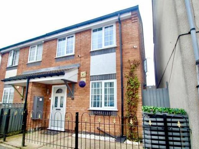 House for sale in Coalville, Leicestershire