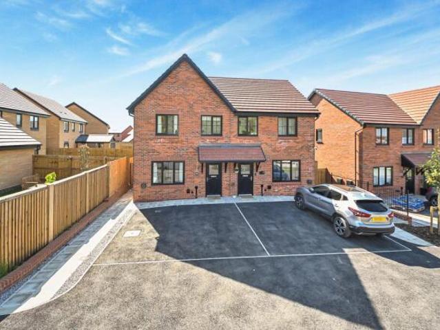 Farm for sale in Westhoughton, Lee Bank