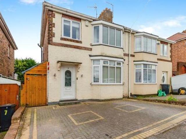 House for sale in Coseley, West Midlands