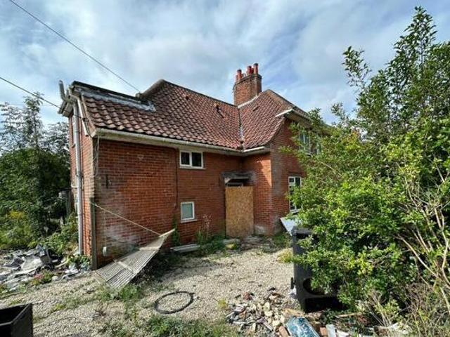 House for sale in East Bank, Norfolk