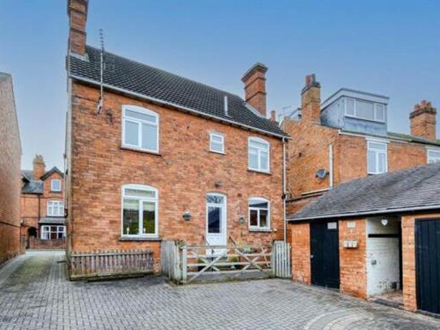 House for sale in Redditch, Worcestershire