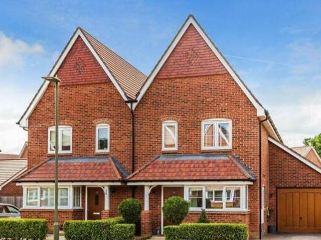 House for sale in Cranleigh, Waverley