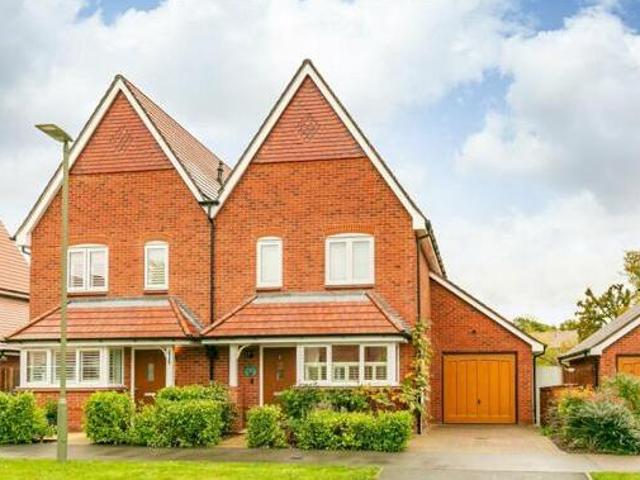 House for sale in Cranleigh, Waverley