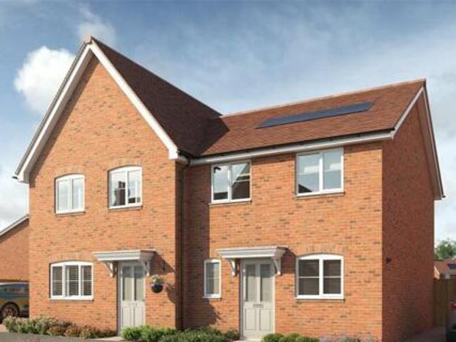 House for sale in Fole, Surrey
