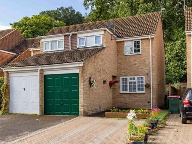 House for sale in Broadfield, Glynde