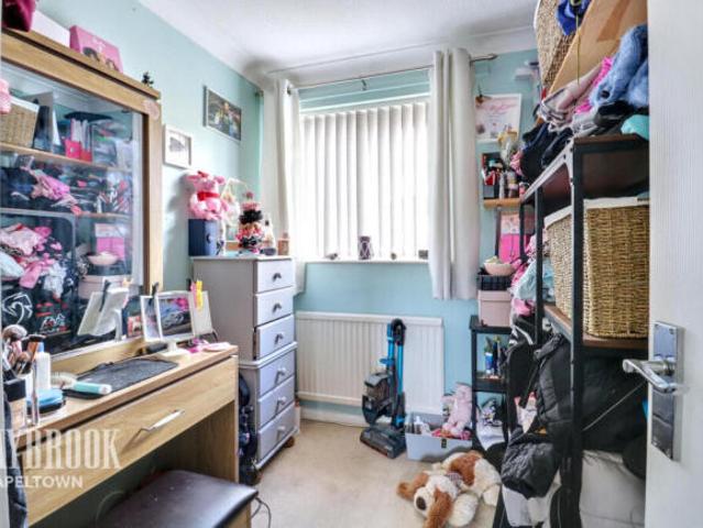 Farm for sale in Sheffield Lane Top, Firth Park