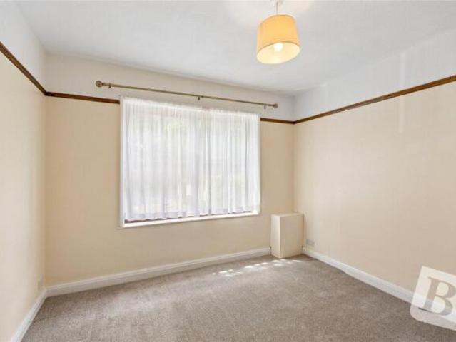 Farm for sale in Pilgrims' Hatch, Navestock Side