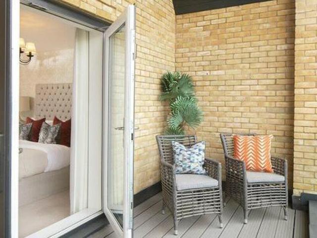 House for sale in Crowthorne