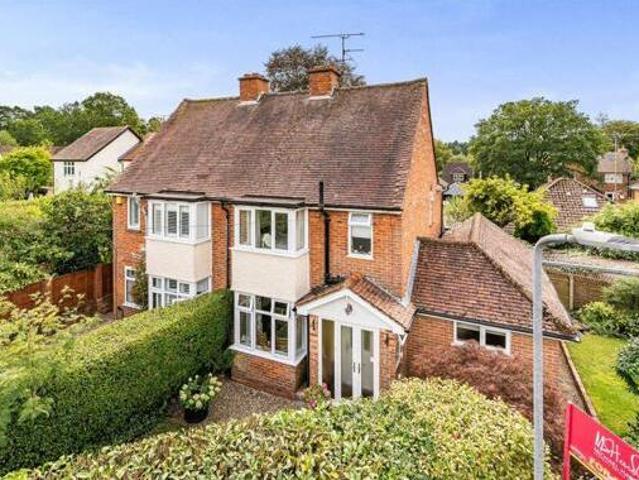 House for sale in Crowthorne