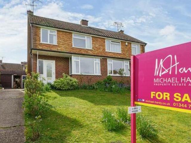 House for sale in Crowthorne