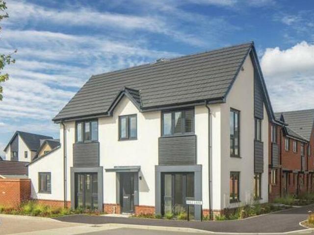 House for sale in Crowthorne