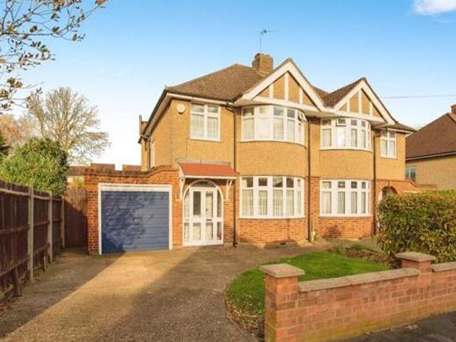 House for sale in Batchworth, Hertfordshire