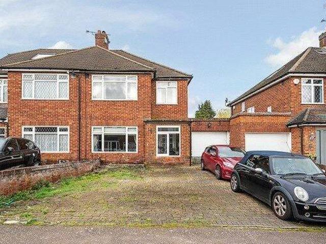 House for sale in Batchworth, Hertfordshire