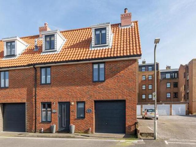 House for sale in Middle Deal, Dover