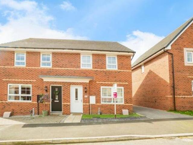 House for sale in Cudworth, South Yorkshire