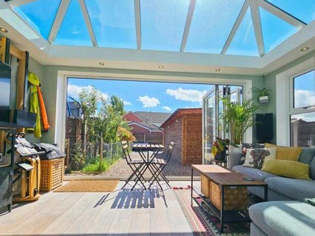 House for sale in Cudworth, South Yorkshire