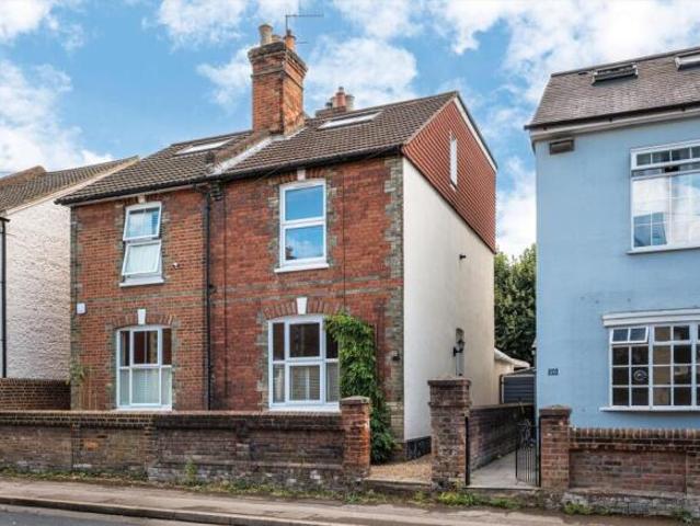 Property for sale in Guildford, Surrey