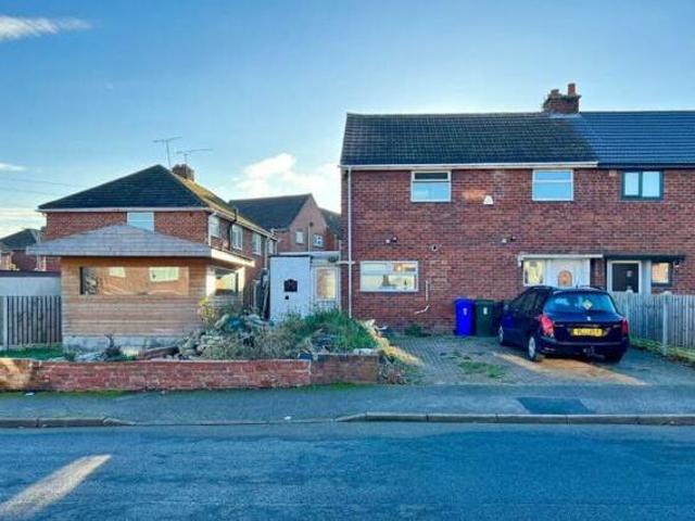 House for sale in Darfield, South Yorkshire