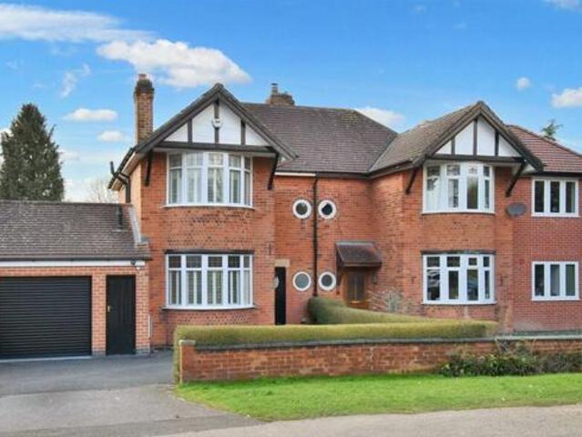 House for sale in East Midlands