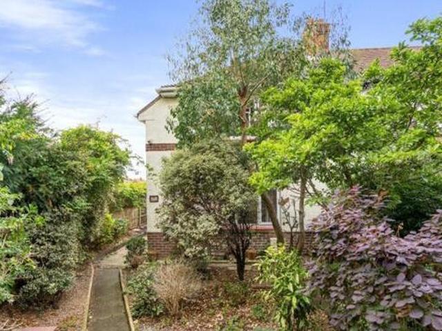 House for sale in Bowmans, Dartford