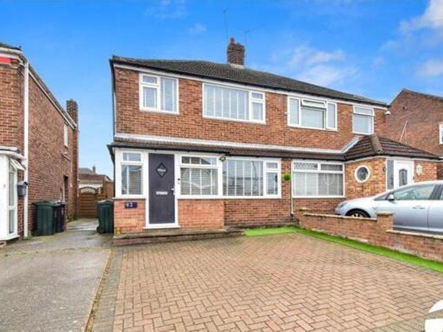 House for sale in Worcester Park Estate, Monks Orchard