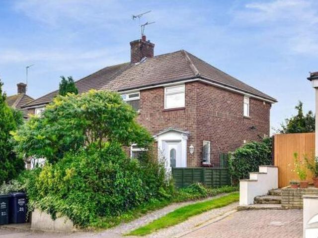 House for sale in Sutton-at-Hone and Hawley, Monks Orchard