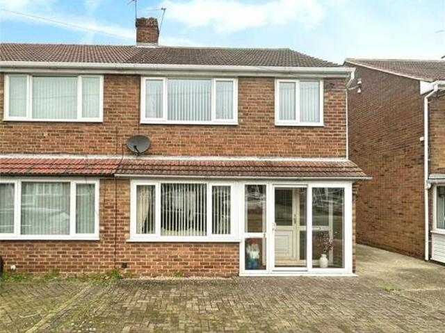 House for sale in Worcester Park Estate, Monks Orchard