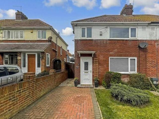 House for sale in Upper Deal, Ash