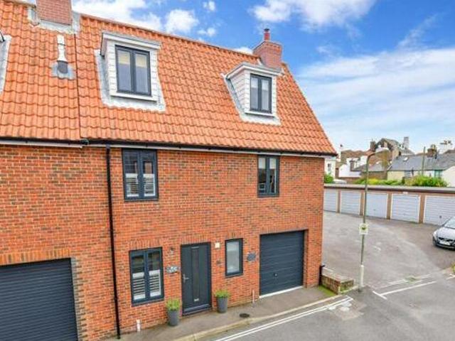 House for sale in Middle Deal, Ash