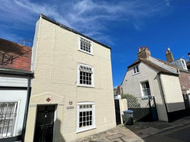 House for sale in Middle Deal, Dover