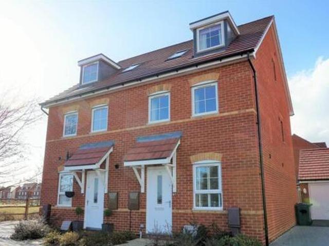 House for sale in Warblington, Spring Vale