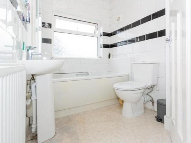 Farm for sale in Lyndon Green, Birmingham