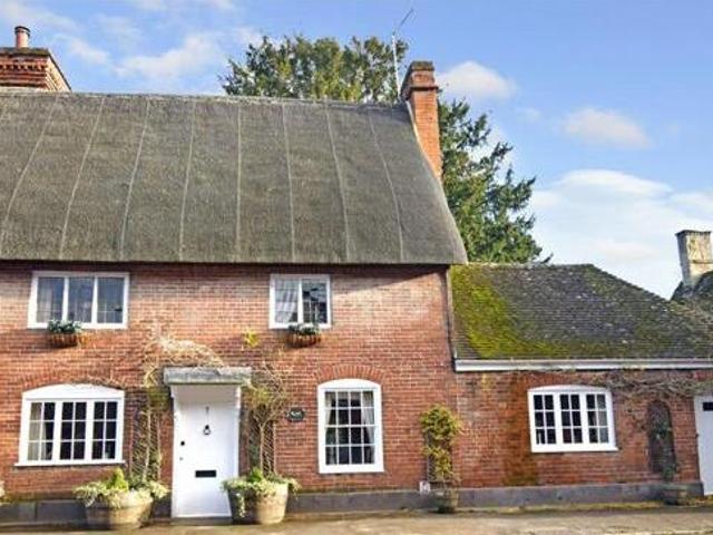 House for sale in Devizes, Wiltshire