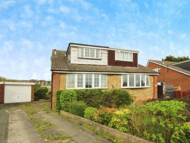 House for sale in Dewsbury, West Yorkshire