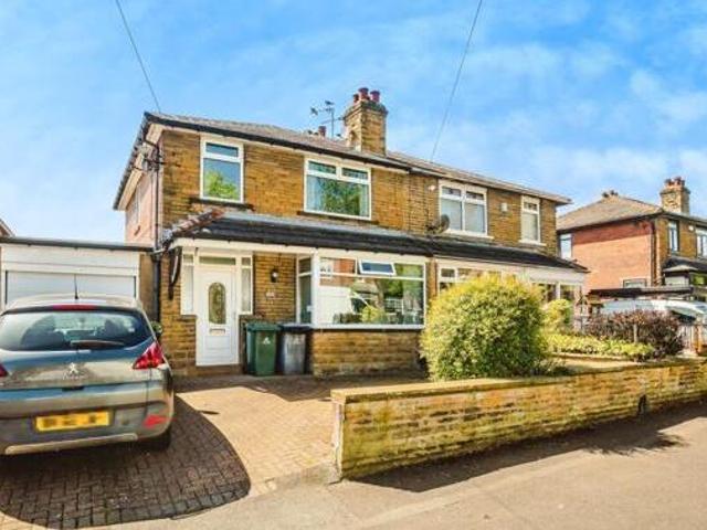 House for sale in Hanging Heaton, Dewsbury