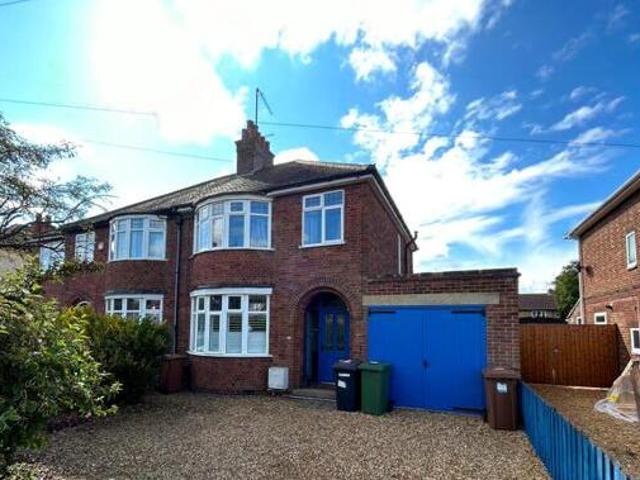 House for sale in Hampton Green, Cambridgeshire