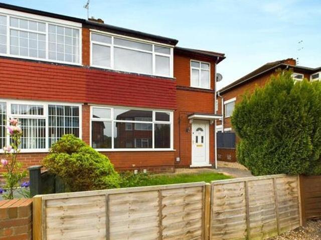 House for sale in Wheatley, South Yorkshire