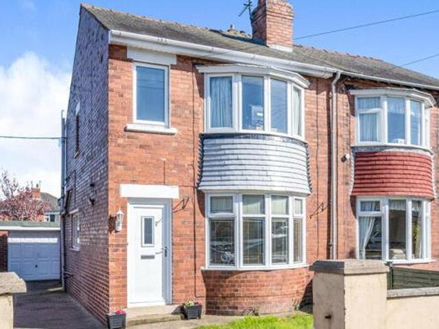 House for sale in Scawsby, South Yorkshire