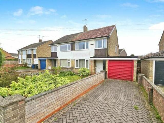 House for sale in Hatfield, South Yorkshire