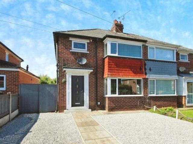 House for sale in Cusworth, South Yorkshire