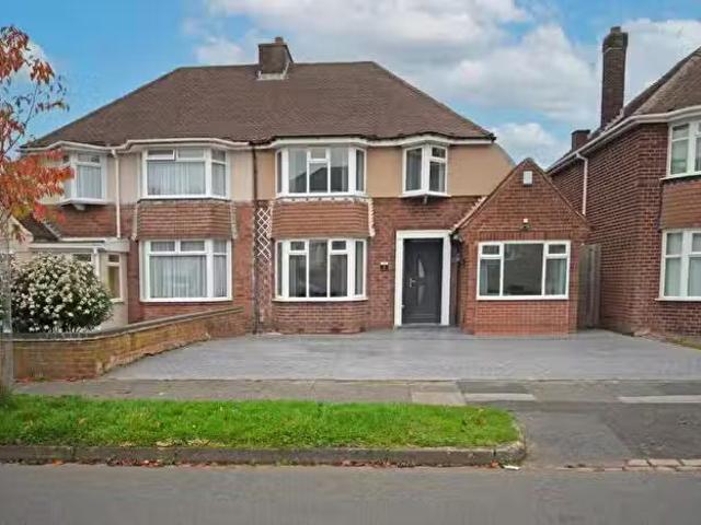 House for sale in Four Oaks