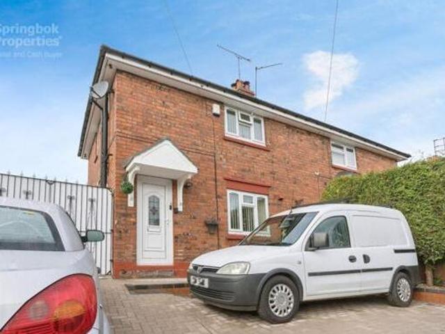 House for sale in Woodsetton, Coseley