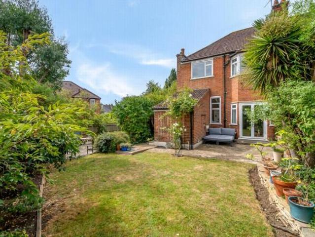 Farm for sale in Sydenham, Berrick Salome