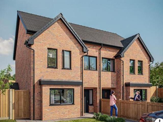 House for sale in Ashton-under-Lyne, Tameside